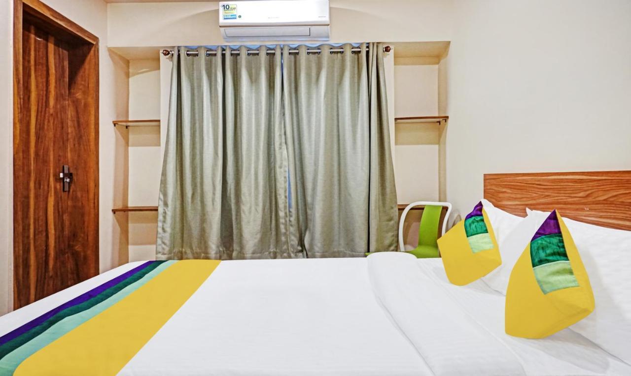Treebo Trip Sai Krupa Hotel ปูเน่ ภายนอก รูปภาพ